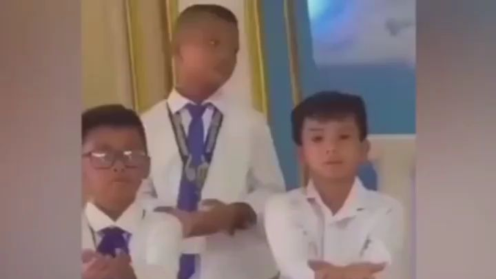 这反应!?成熟的令人心疼